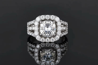 Exquisite YINHONG 3.5-Carat Moissanite Ring in S925 Silver - The Perfect Luxurious Wedding and Proposal Ring for Her