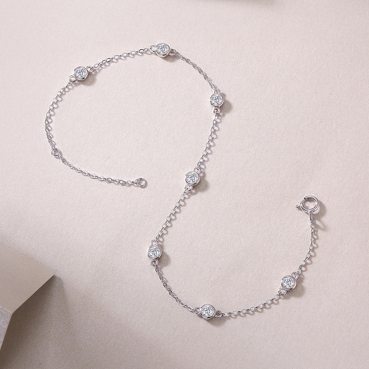 Exquisite Luxury 925 Sterling Silver Moissanite Tennis Bracelet - The Perfect Gift for Weddings, Parties, and Everyday Elegance